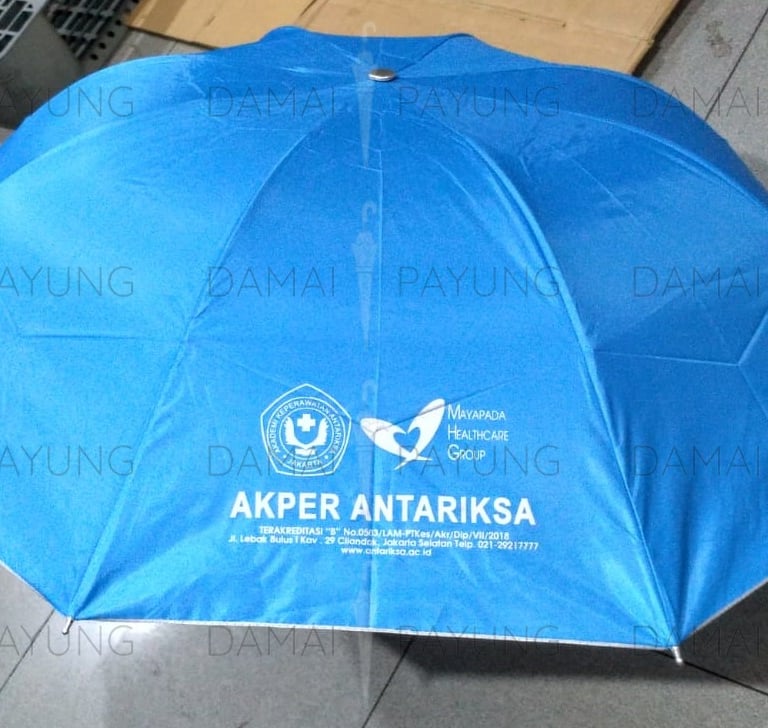 Payung promosi polos lipat warna lapis silver akper antariksa