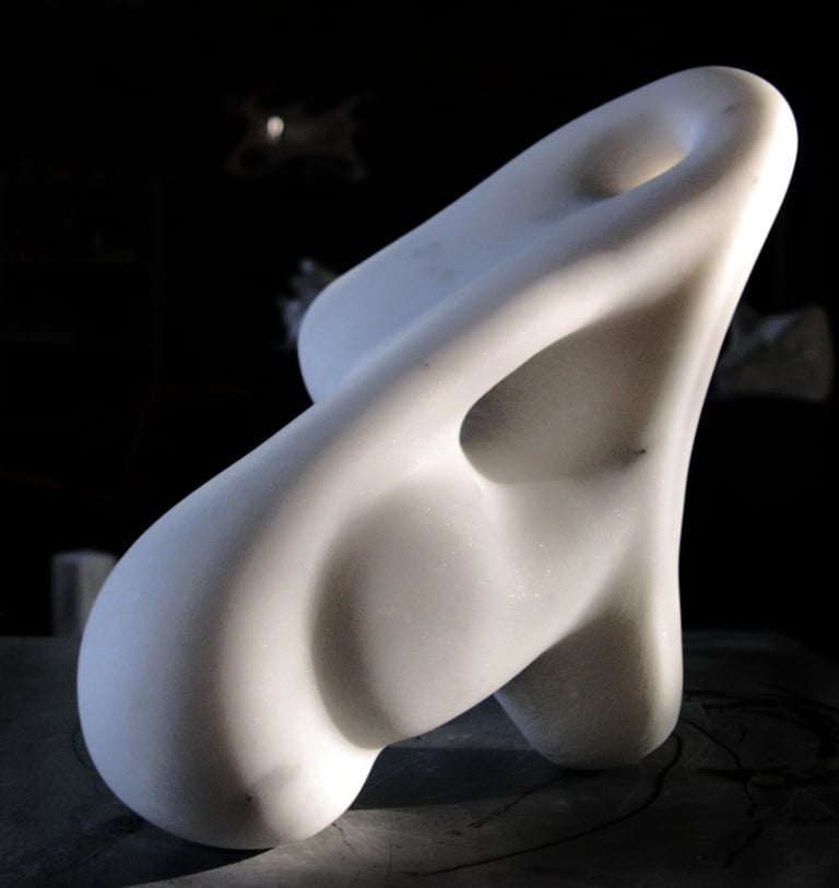 Marco Bustamante sculpture