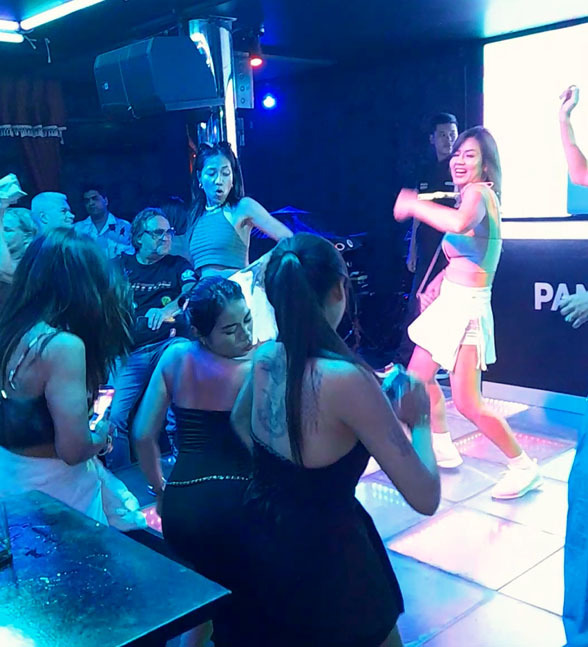 Thai women on the dance floor at Panama Club, Hua Hin in Thailand