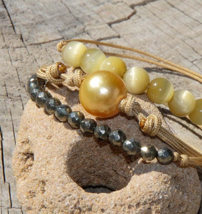 trio de bracelets avec pierres semi précieuses et perles des philippines 