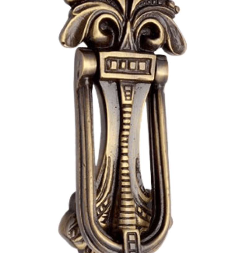 a decorative door handle with a decorative design