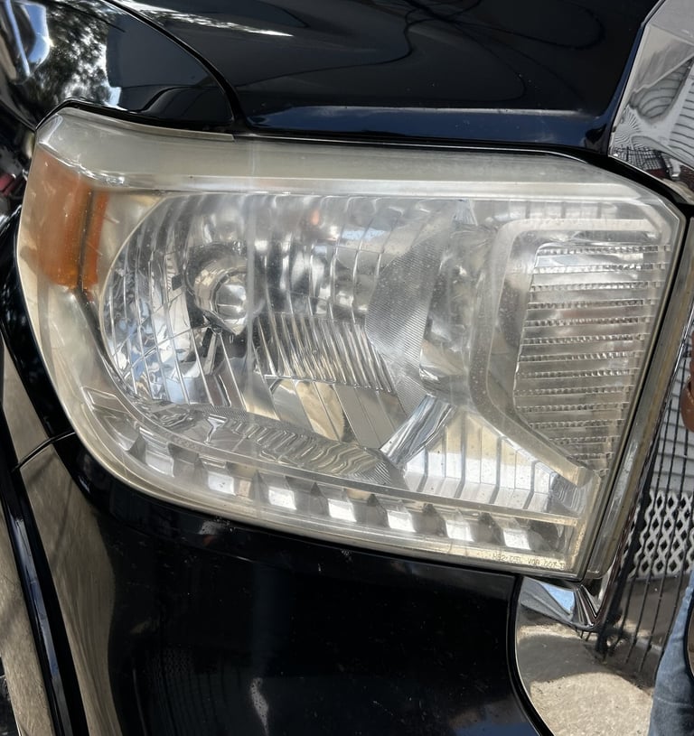 2017 toyota tundra cloudy headlights