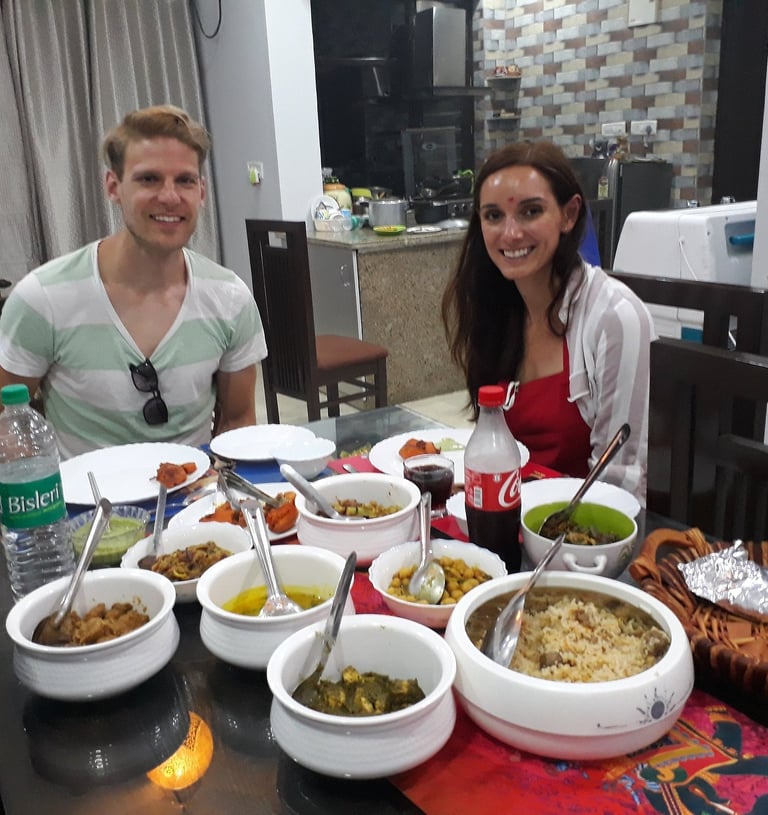 ZM Homestay cooking and dining session