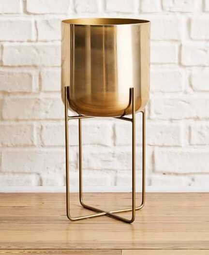 metal planter pots