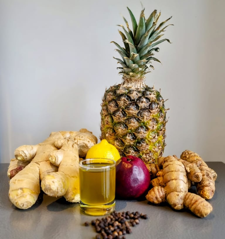 The Raw Root Co. Fresh ingredients : Turmeric, Ginger, Pineapple, Apple, Lemon, Extra Virgin Olive Oil, Black Pepper. 