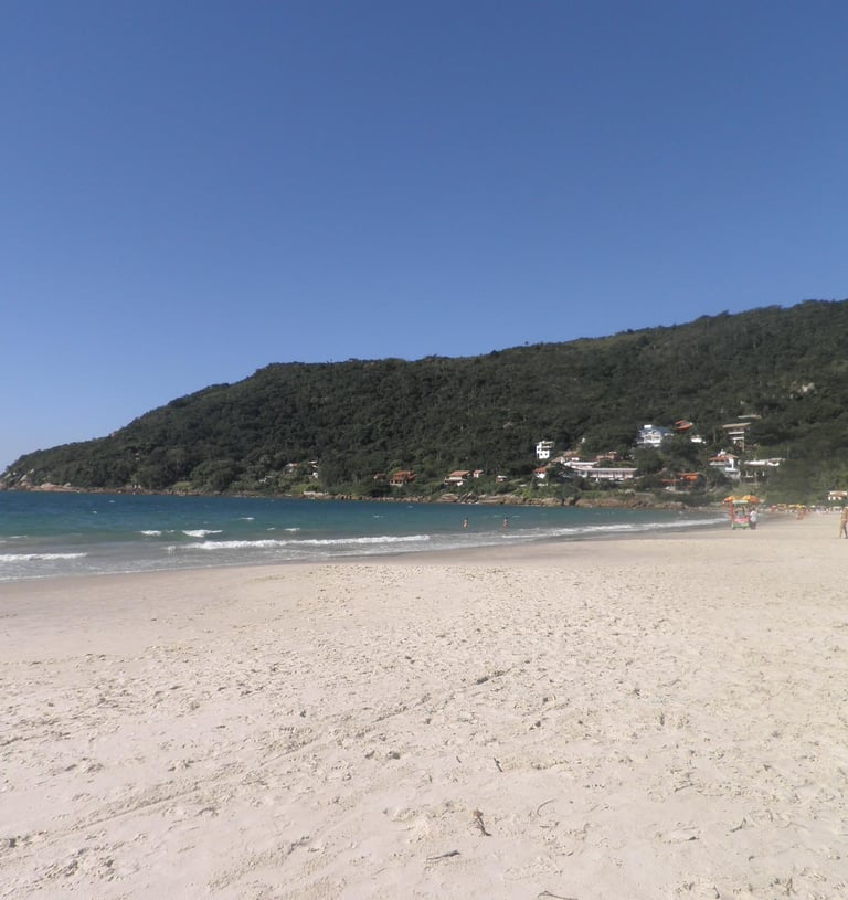 playa de Ponta Das Canas y Lagoinha