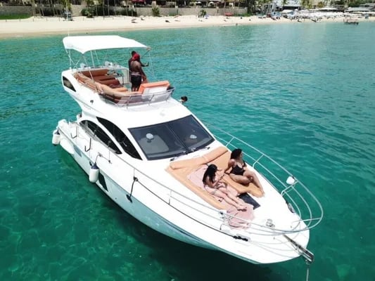 yate azimut 38 en renta cabo san lucas