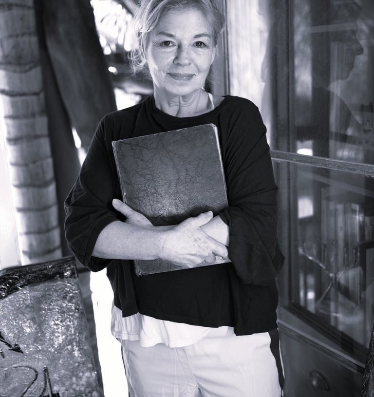 What Is Tarot? A Grounded Guide for Beginners Major Arcane Tarot Cards I Am One Tarot Deck