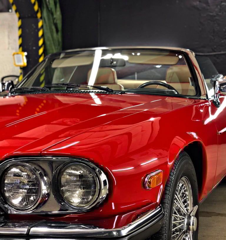 Automobiliu poliravimas Kaune. Įbrėžimų šalinimas Kaune. Apsauginės dangos.  Nano danga. Padengimas 