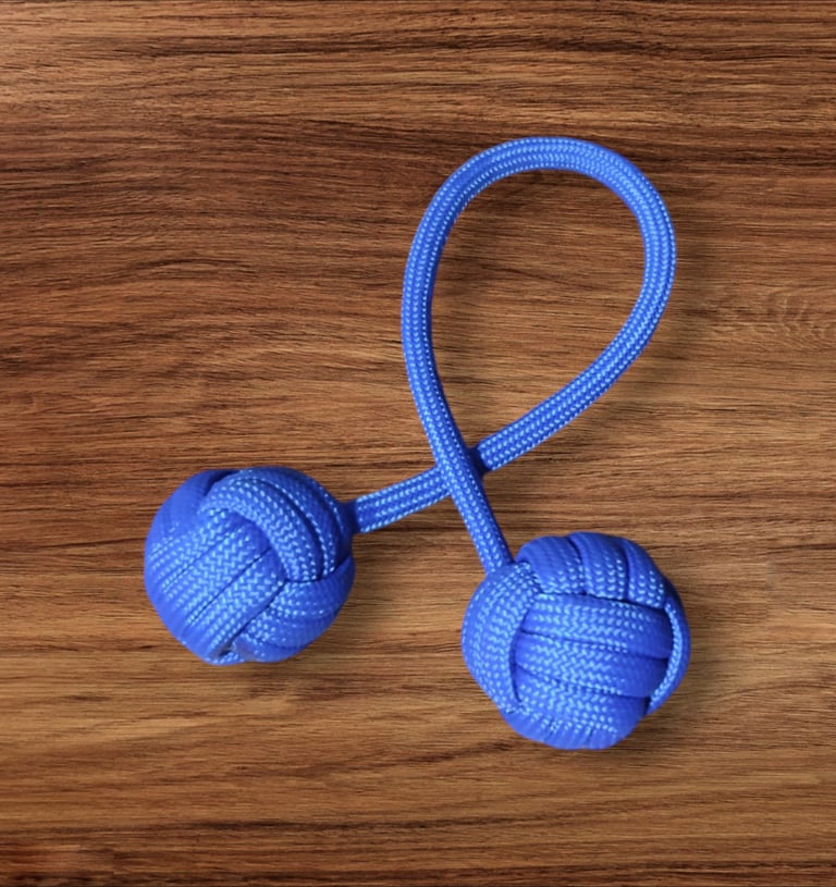 Begleri hecho de paracord