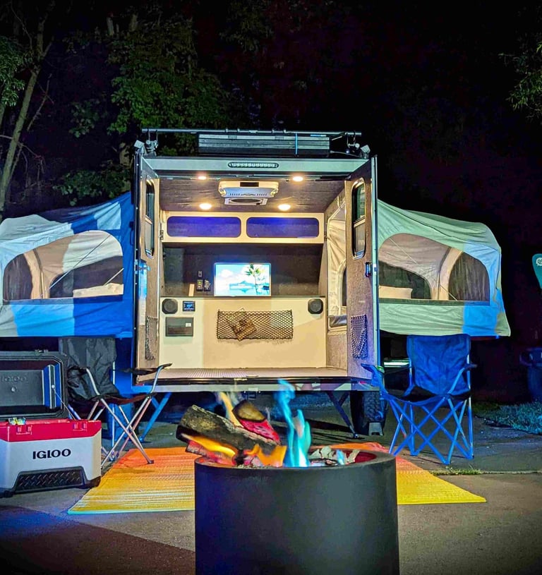 Mini Toy Hauler Rental: Intech Flyer Explore - Akron, Ohio