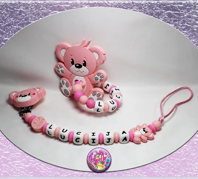 Cornelly silikonska vezica za dudu s imenom