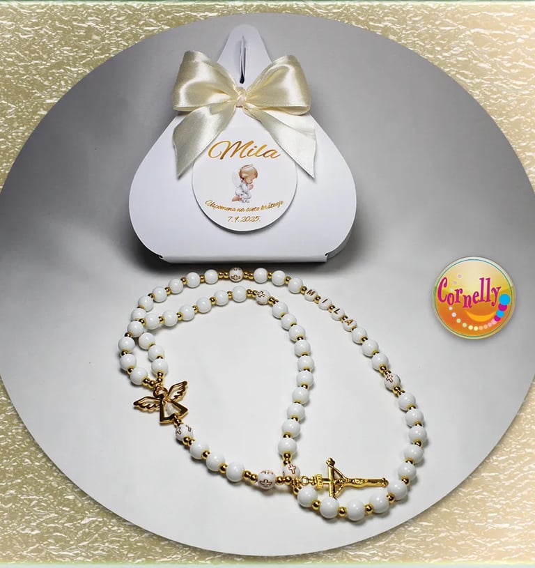 Krunice s imenom – personalizirani poklon za krštenje