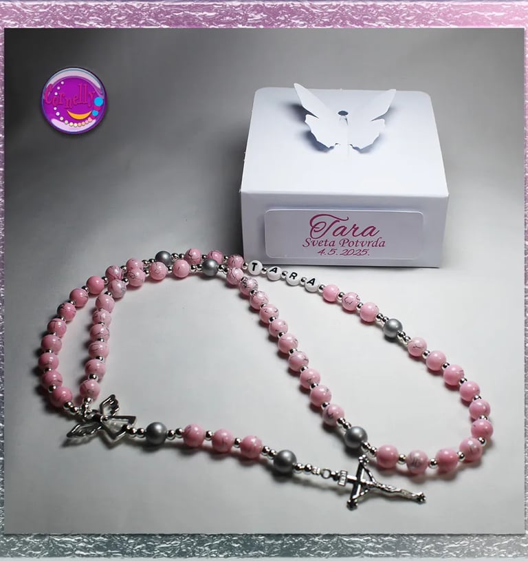 Personalizirana krunica s imenom Poklon za pričest i svetu potvrdu