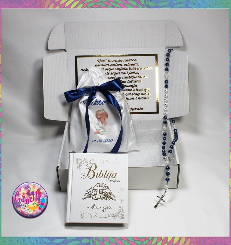 Krunica za krštenje iz personalizirane kutije poklona