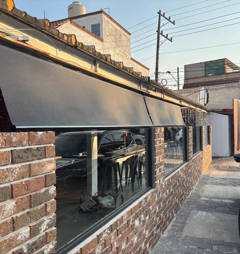 Toldo color negro 