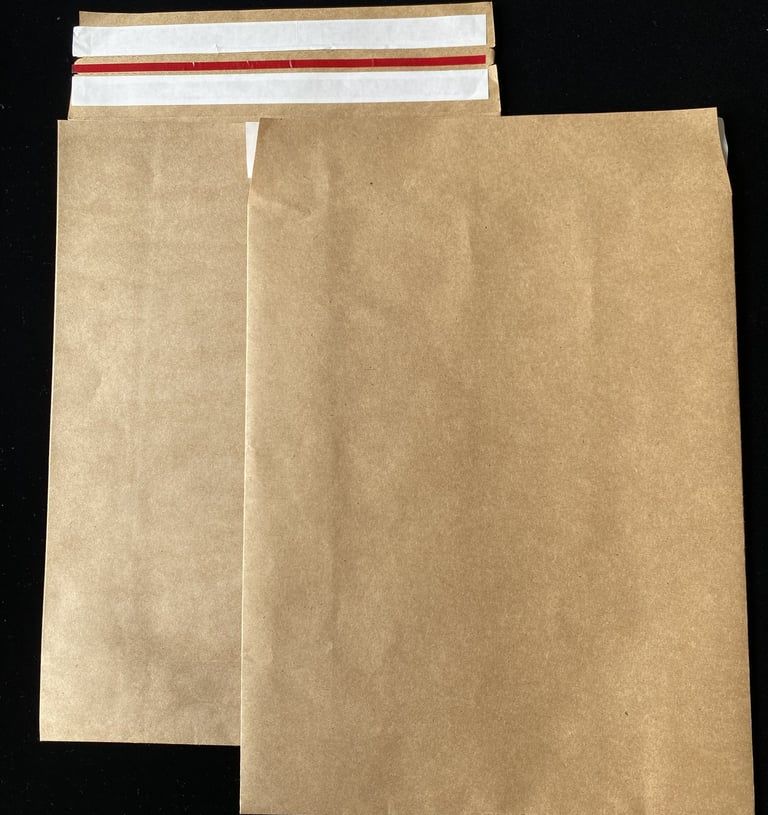 Paper shipping bags for e-commerce packing