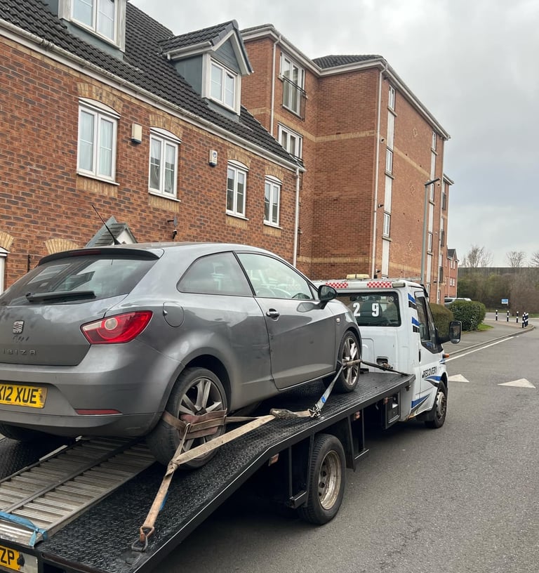 alt="Fast 24/7 vehicle towing service in Pershore"