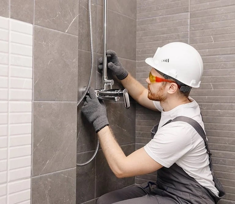 Plombier dépannage robinet de douche