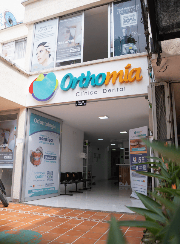 Orthomia clinica dental pereira