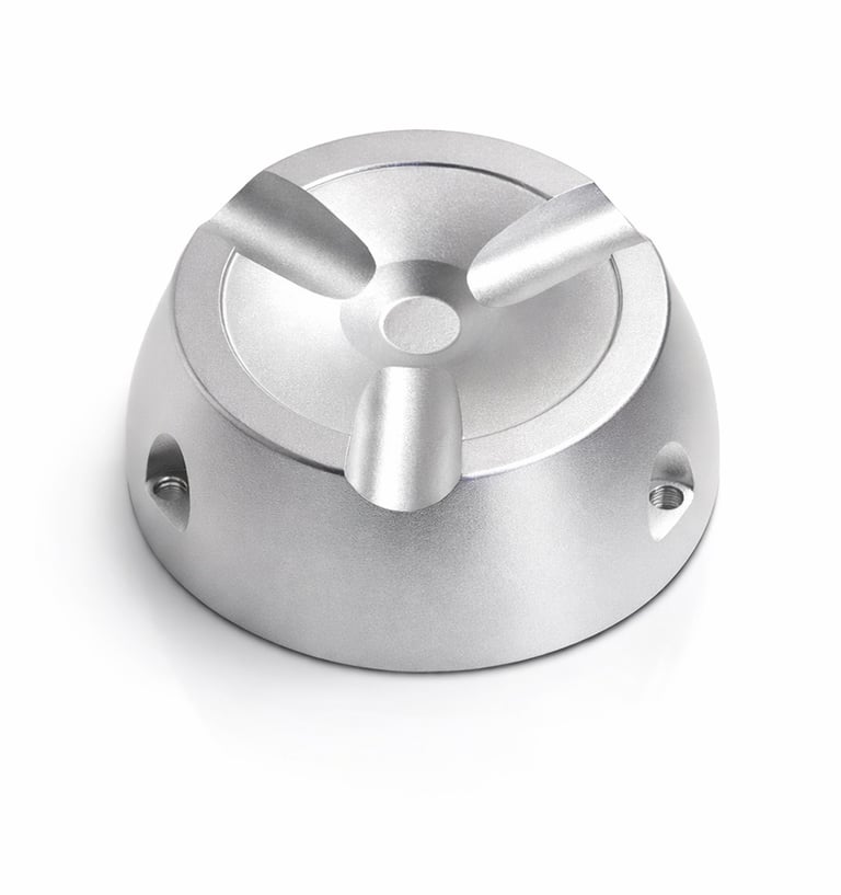 Anti theft detacher for hard tags