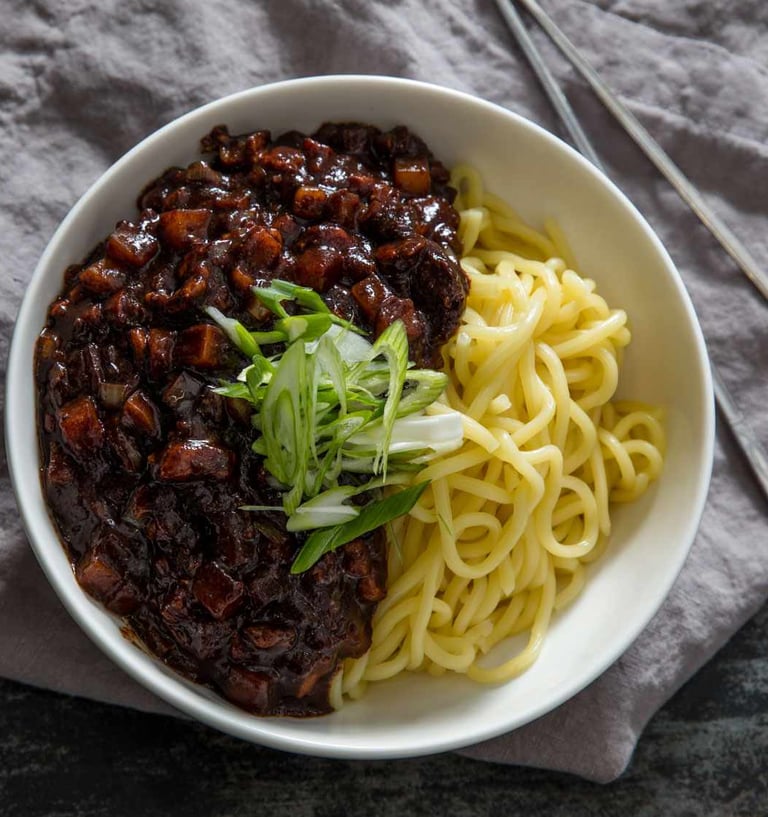 Jjajangmyeon