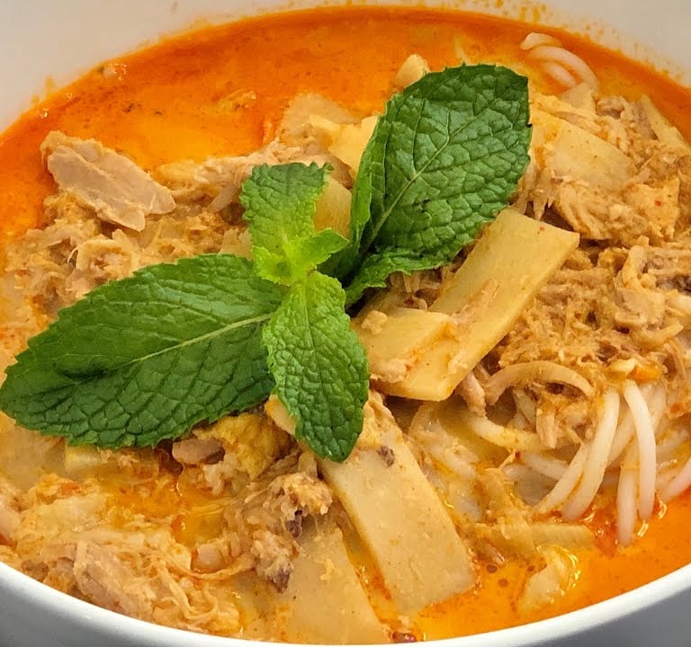 Khao Poon