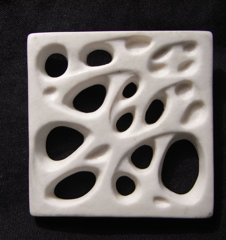 Broche Manglar de porcelana. Cerámica La Casa de las Arañas