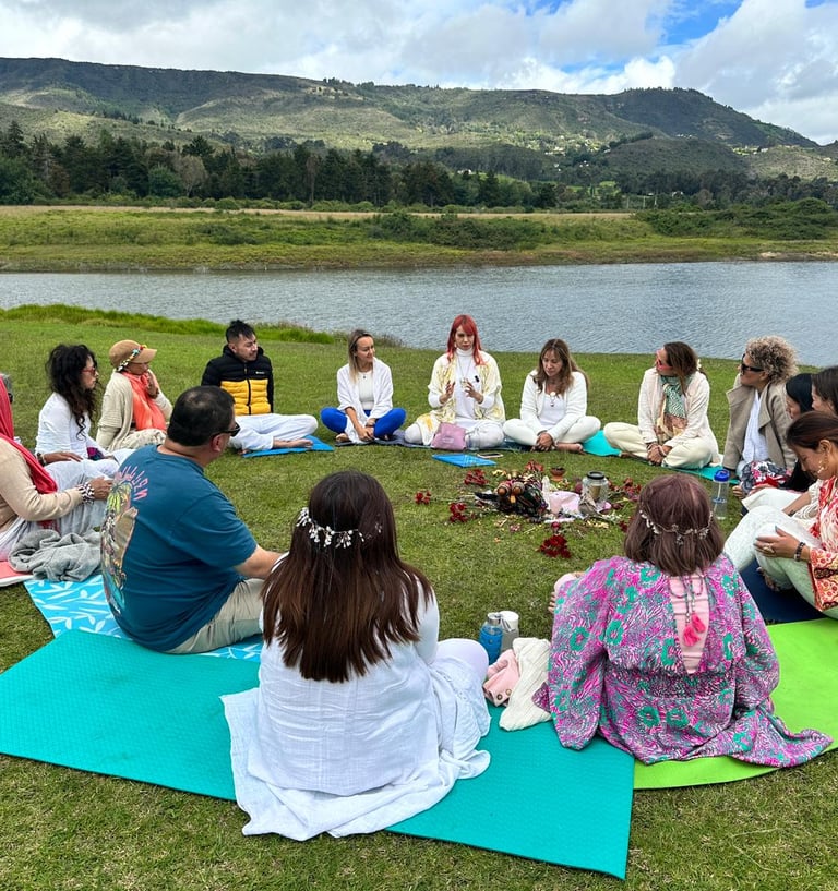 Grupo Aaru en un encuentro de meditacion energetica