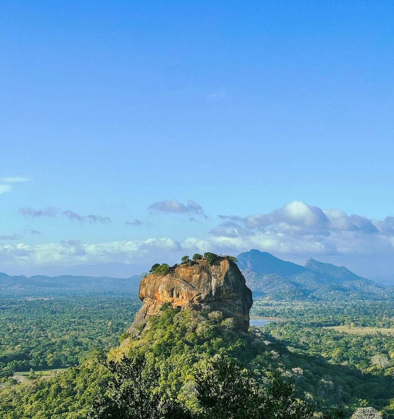 Nobel Travels Lanka arrange the tour of Sri Lanka best travel Location Sigiriya