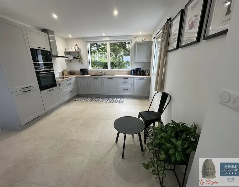 Ty Bayon - Découvrons ensemble notre gîte - Différents espaces - Cuisine