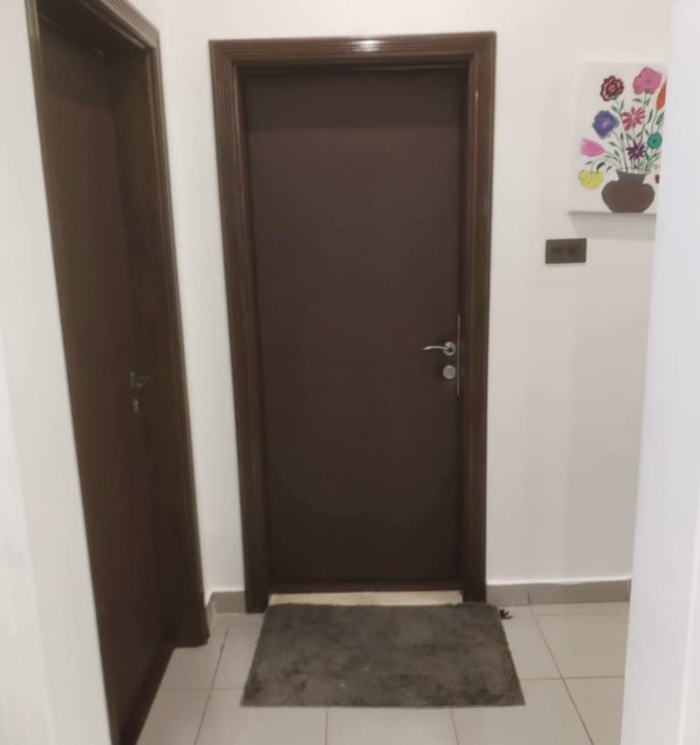 تركيب عازل صوت للباب