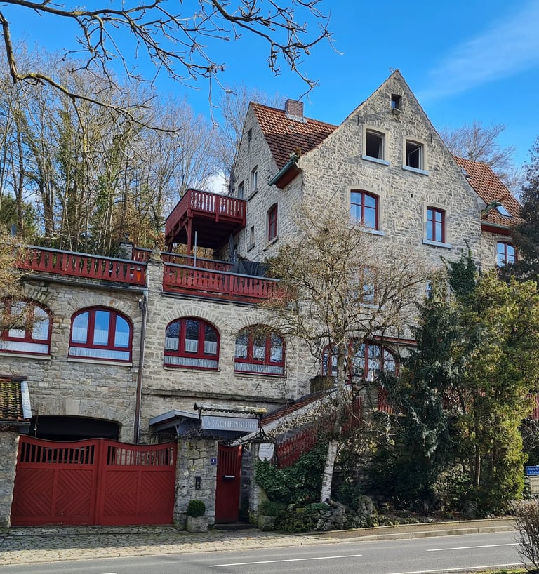 drachenburg restaurant und ferienwohnungen in 97340 marktbreit