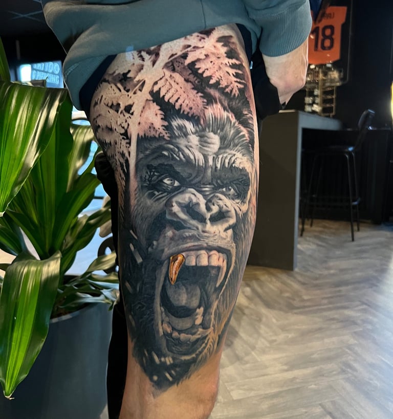 gorilla tattoo realism gorilla molesto