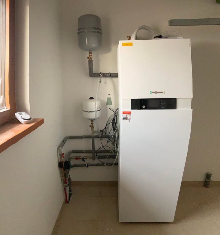 Tepelný čerpadlo, kotelna, akumulační nádrž, topení, viessmann