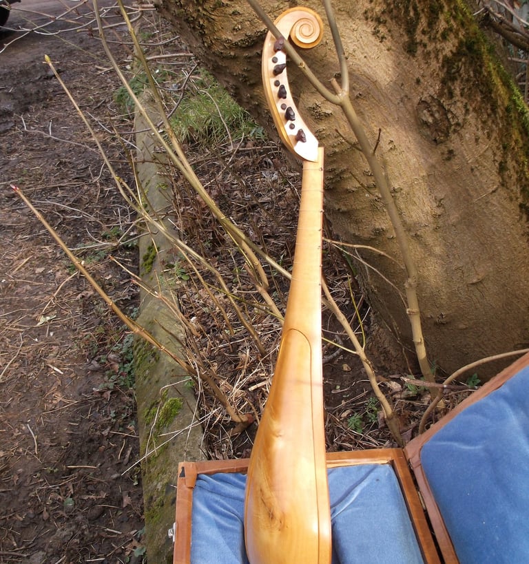 gittern side view