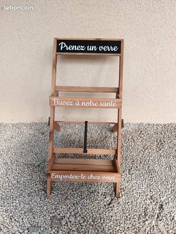 Etagère porte gobelets