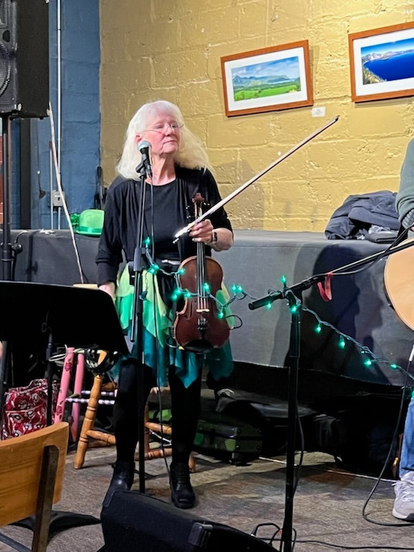 Fiddler Laurie of Celtic & folk group Crossmolina Band.
