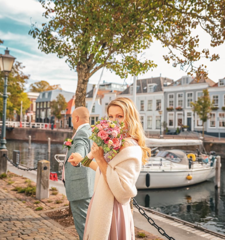 Bruiloft foto's koppel, trouwstel, koppelfoto's, gezinsfoto's, bruiloft foto's met hond, fotograaf