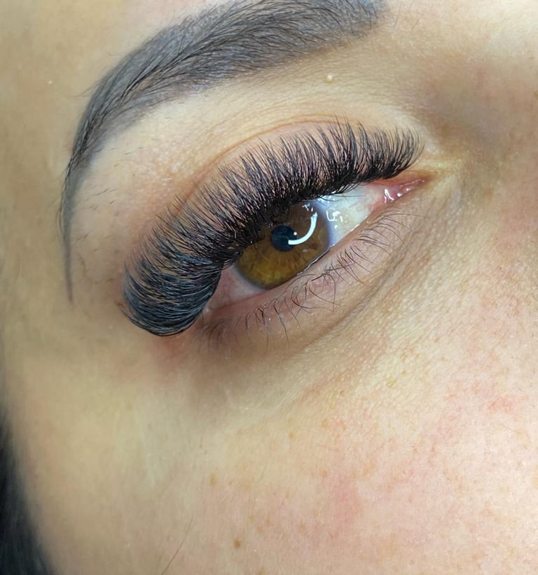 Citas con Amy Ortiz Lash Artist - Cartago Costa Rica 