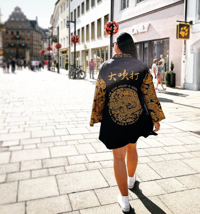 Agust D Daechwita haori, Suga BTS Yoongi Daechwita concert outfit, fanmade merch, Kpop fan clothing