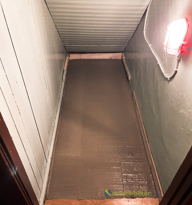 Isolatie opvullen kelders schuimbeton