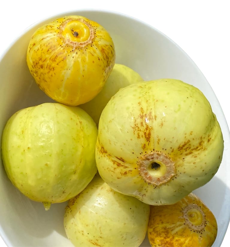 HEIRLOOM CRYSTAL LEMON CUCUMBER | Vibrant, small, round cucumbers.