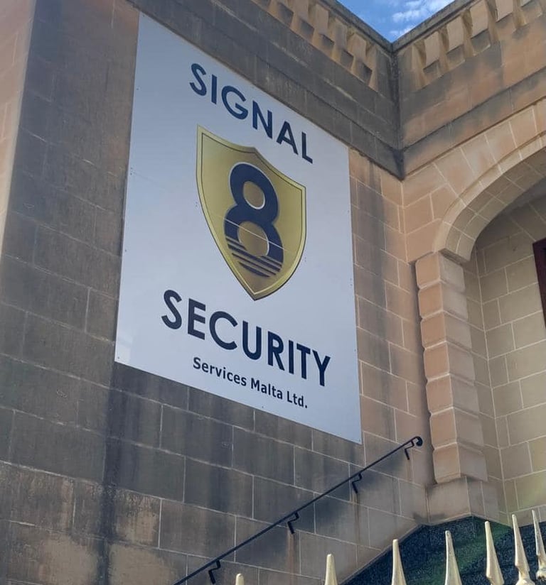 Signal 8 security MasterLock Malta