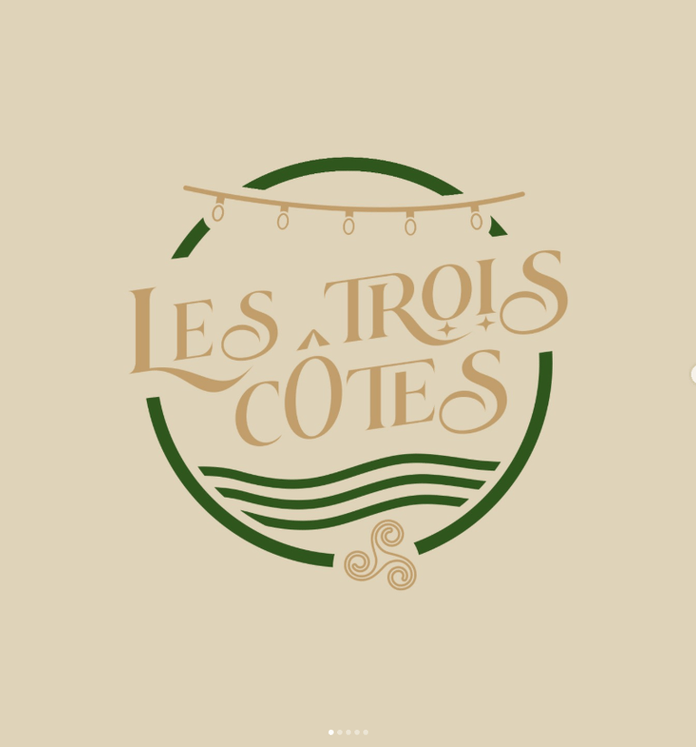 a logo for les trois côtes