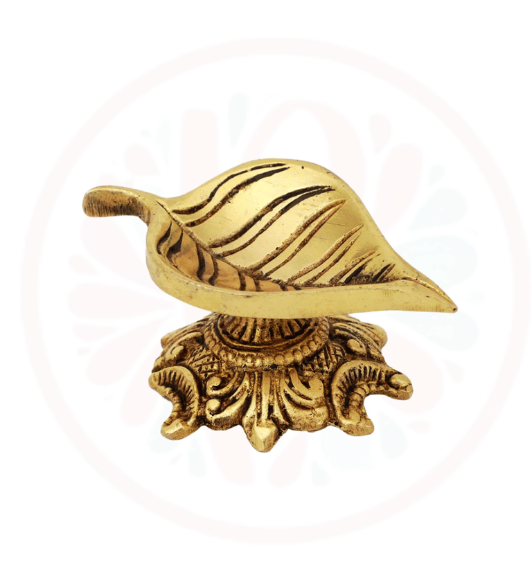 #BrassDeepak #DiyaDecoration #BrassDiya #TraditionalLighting #BrassLamp #DiwaliDecor #HomeDecor #Ind