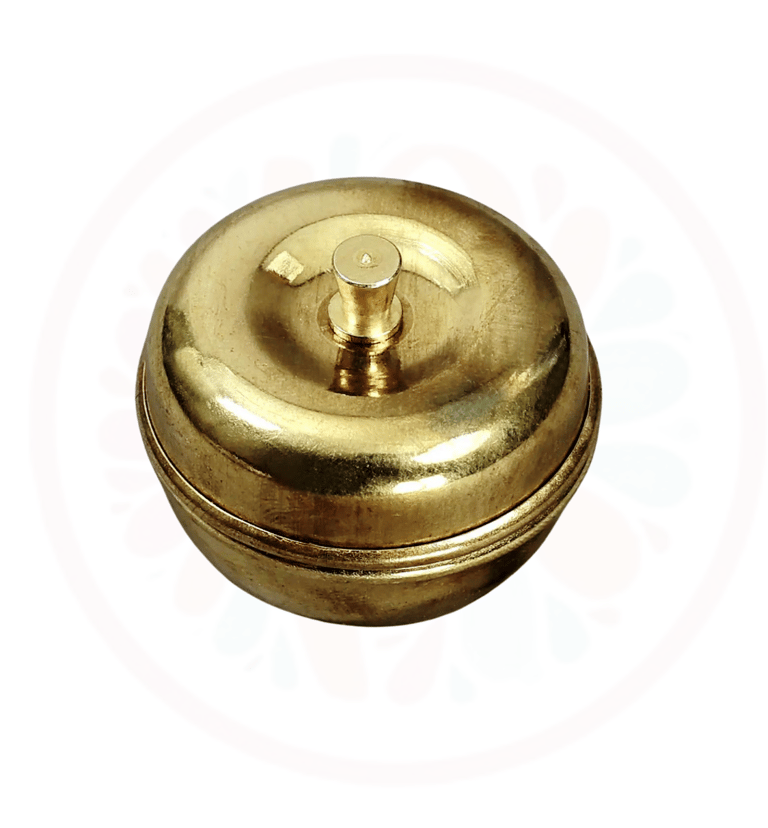 #BrassKumkumBox #IndianCraftsmanship #TraditionalArt #BrassArtifacts #PrajjwalInternational #Handcr