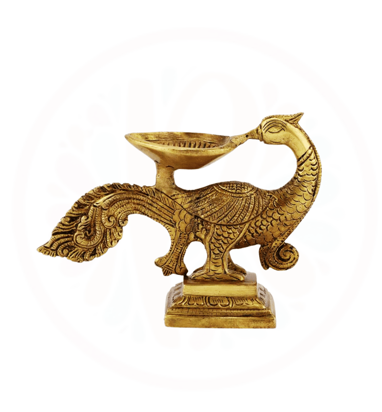 #BrassDeepak #DiyaDecoration #BrassDiya #TraditionalLighting #BrassLamp #DiwaliDecor #HomeDecor #Ind