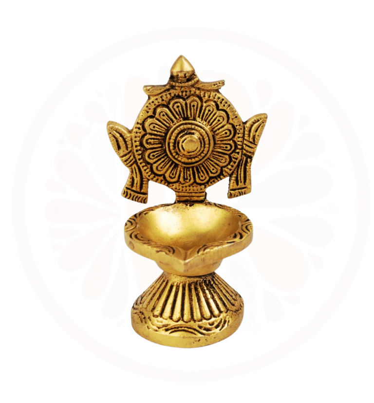 #BrassDeepak #DiyaDecoration #BrassDiya #TraditionalLighting #BrassLamp #DiwaliDecor #HomeDecor #Ind