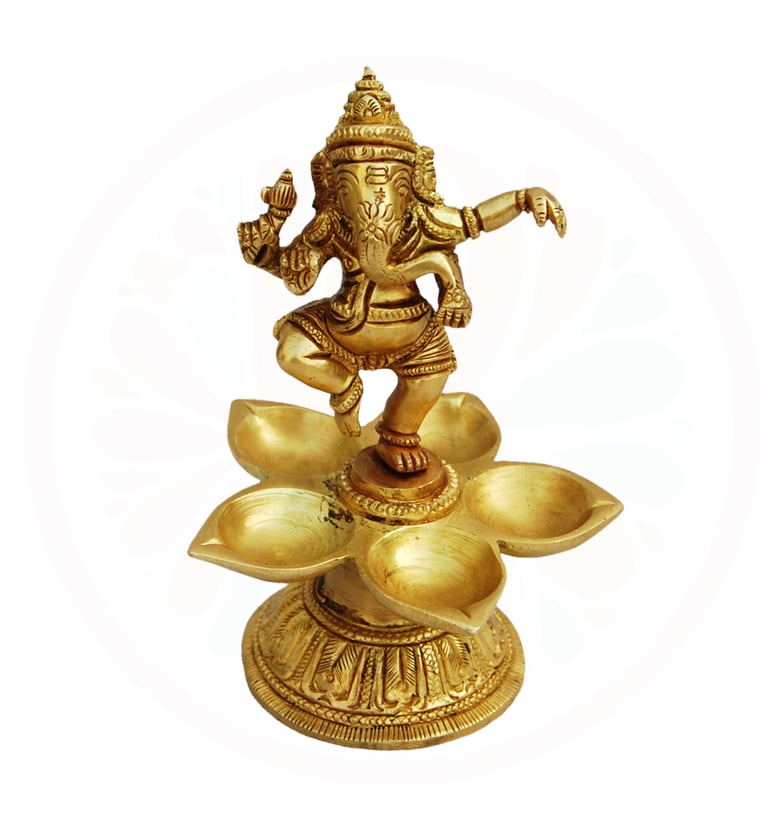 #BrassDeepak #DiyaDecoration #BrassDiya #TraditionalLighting #BrassLamp #DiwaliDecor #HomeDecor #Ind